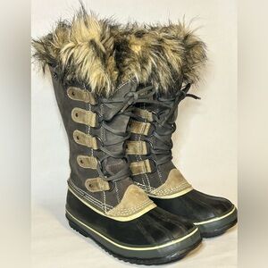 Sorel Boots Womens 7 Winter Snow JOAN OF ARCTIC Faux‎ Fur Suede Rubber Warm